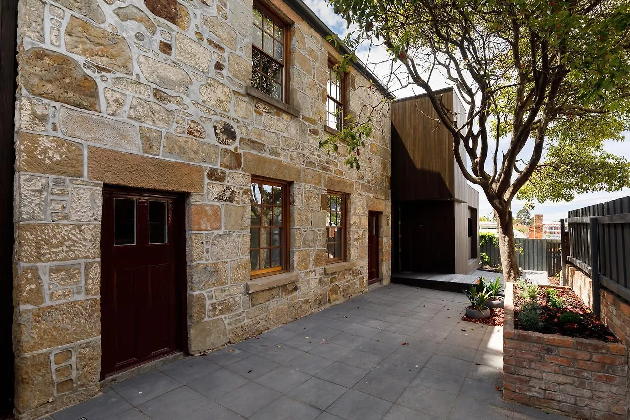 Villa Blue Magnolia Hobart